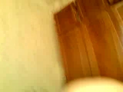 Сучка с телефона дает в попку точно